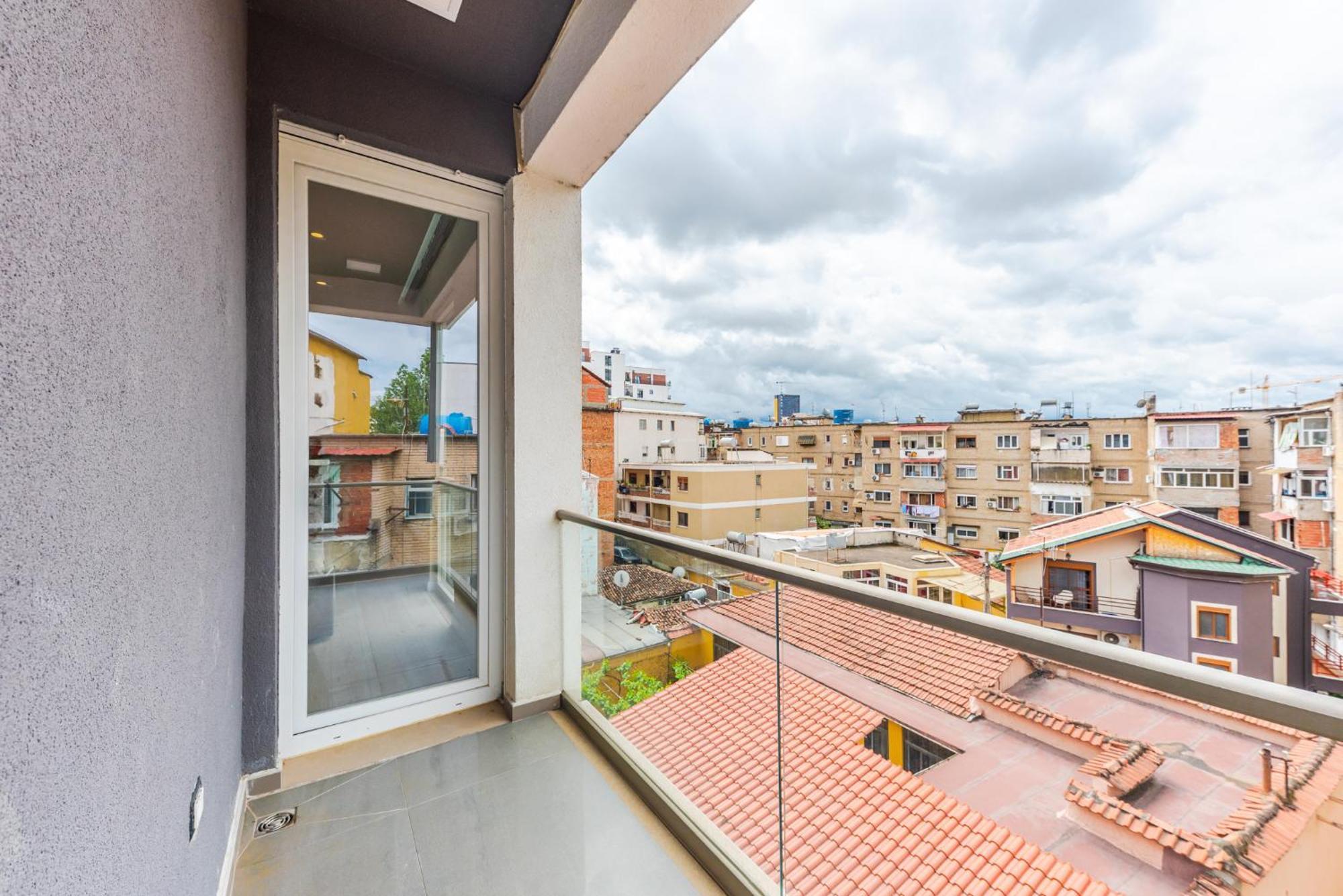 Mumba Apartments By Kondo Stays Tirana Exterior foto