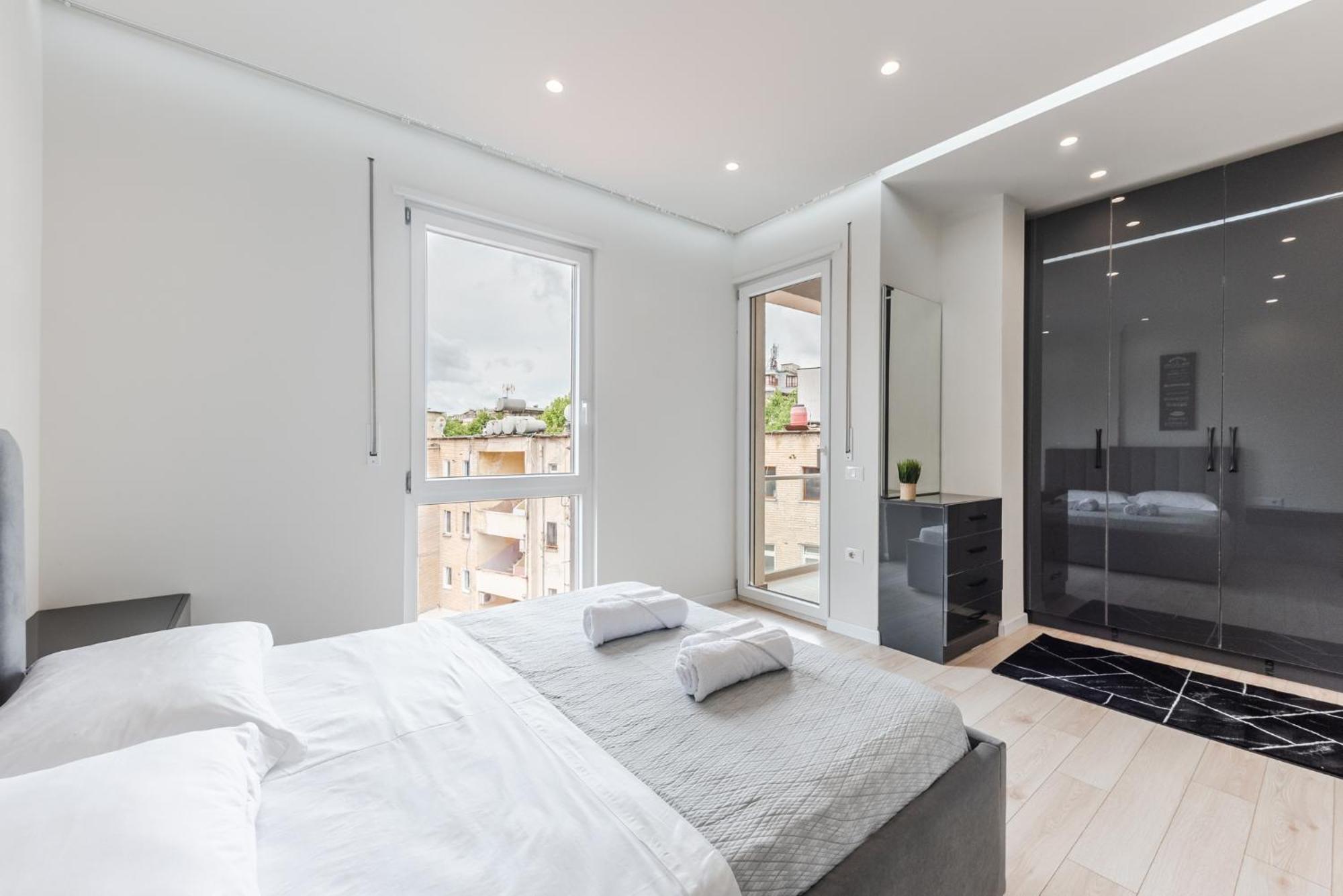 Mumba Apartments By Kondo Stays Tirana Exterior foto
